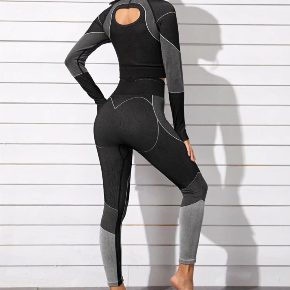 Activewear Set! - Picture 3 of 6